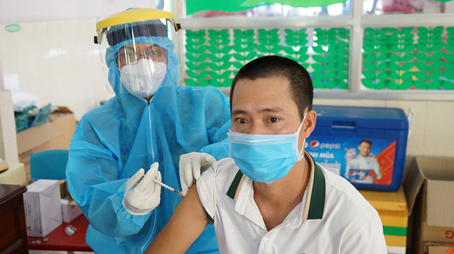 Bộ Y tế: Vaccine COVID-19 sắp về nhiều, các địa phương đẩy nhanh tiêm chủng, tăng bao phủ mũi 1 
